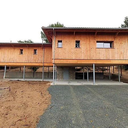Maison En Bois Sur Pilotis- 4218 * Le Verdon-sur-Mer